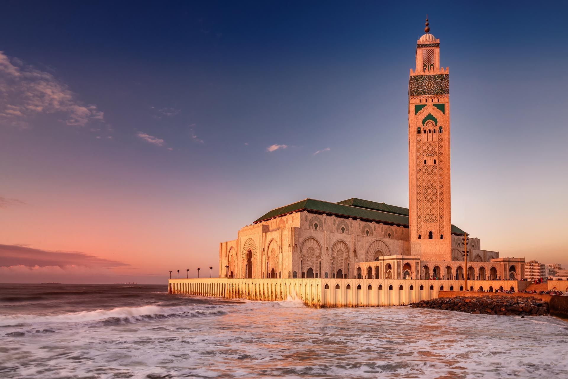 Casablanca to Marrakesh imperial cities Private Tours, Standard & Luxury Camp.
