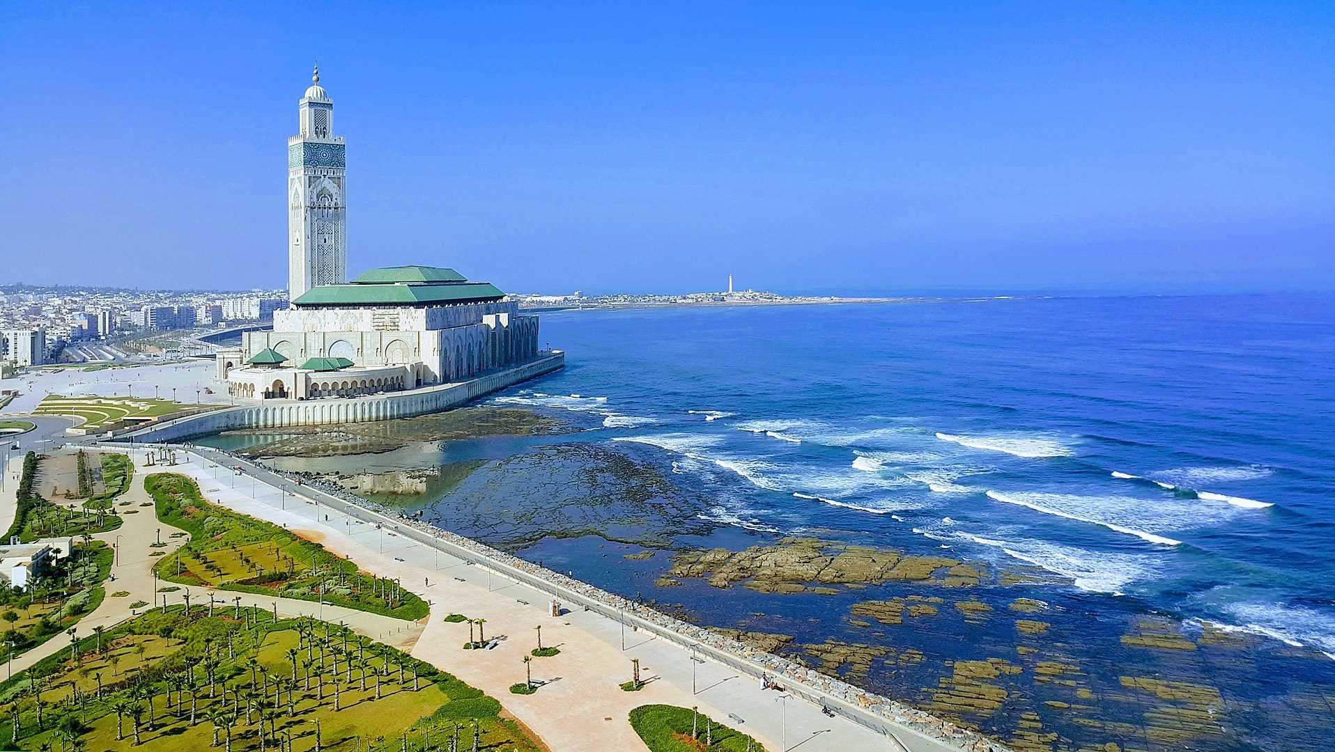 the captivating imperial cities of Casablanca, Fes, Merzuga , Marrakech, and Essaouira