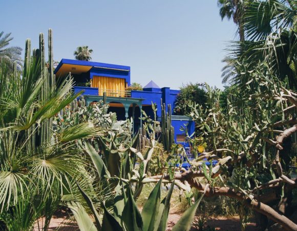 What to Wear and Pack for Morocco and the Sahara: Dress Code, Money, Water and Etiquette